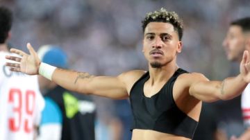 بيزيرا يتمسك بالرحيل عن الزمالك.. وأمير هشام يكشف تفاصيل أزمة شباب الأهلي بيزيرا يتمسك بالرحيل عن الزمالك.. وأمير هشام يكشف تفاصيل أزمة شباب الأهلي