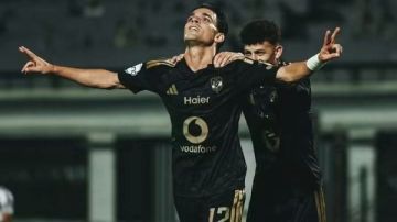 29 هدفا و8 انتصارات.. أبرز أرقام الجولة الثانية من الدوري .. الأهلي وبيراميدز بالعلامة الكاملة .. ورقم جديد للزمالك 29 هدفا و8 انتصارات.. أبرز أرقام الجولة الثانية من الدوري .. الأهلي وبيراميدز بالعلامة الكاملة .. ورقم جديد للزمالك