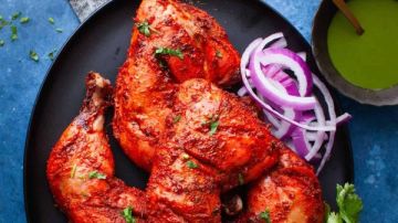 بمذاق لا يقاوم.. طريقة عمل الدجاج التندورى بمذاق لا يقاوم.. طريقة عمل الدجاج التندورى
