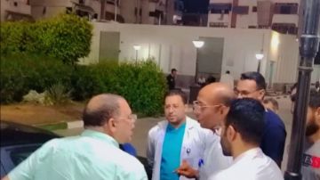 مدير رعاية بورسعيد يتفقد أقسام الطوارئ والعنايات المركزة والداخلي مدير رعاية بورسعيد يتفقد أقسام الطوارئ والعنايات المركزة والداخلي