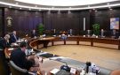 الحكومة تبدأ مبكرا الترتيب لموسم الحج القادم وتشدد على الالتزام بالضوابط الصحية والطبية - eg