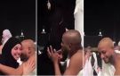 زوجة تفاجئ زوجها بخبر حملها أمام الكعبة .. ورد فعله يخطف القلوب - eg