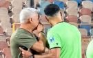 تسريب عن فضيحة التحكيم.. الـ(VAR) يكشف حديث وائل جمعة مع الحكم محمد معروف