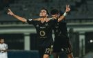 الأهلي يتجاوز عقبة زد (فيديو)