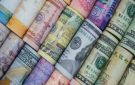 بين الاستقرار والتراجع.. آخر تحركات العملات العربية والأجنبية اليوم في البنوك