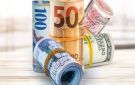 تراجع الريال والدينار.. أسعار العملات اليوم الإثنين
