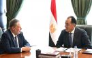 رئيس الوزراء يلتقي محافظ البنك المركزي لمتابعة التنسيق المشترك في الملفات الاقتصادية
