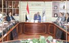 محافظ بني سويف يناقش مقترحات التطوير المؤسسي مع حملة الماجستير والدكتوراه