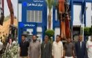 ضبط المتهم باستخدام حفار والتلويح بالذراع الحديدى الخاص ضد آخرين