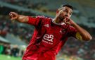 تريزيغيه يحسم موقفه من الاعتزال الدولي ويكشف نصيحته لمحمد صلاح