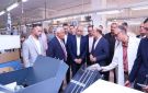 من قلب قلعة الصناعة المصرية..وزير العمل ومحافظ الغربية يتفقدان مصانع الغزل والنسيج والملابس الجاهزة بالمحلة الكبرى