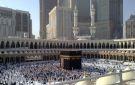 الافتاء: الملائكة تسجل أسماء المتسابقين إلى صلاة الجمعة