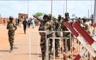 إطلاق نار وانفجارات تهز عاصمة النيجر قرب القصر الرئاسي
