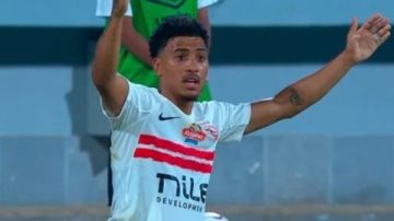 أحمد سليمان يكشف موقف الزمالك من بيع بيزيرا ويفجر مفاجأة بشأن ميشالاك أحمد سليمان يكشف موقف الزمالك من بيع بيزيرا ويفجر مفاجأة بشأن ميشالاك