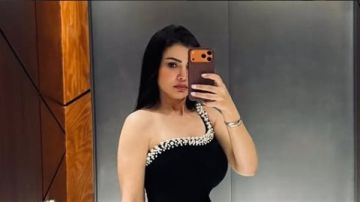 بالفستان الأسود.. دينا فؤاد تخطف الأنظار بأحدث ظهور لها على إنستجرام