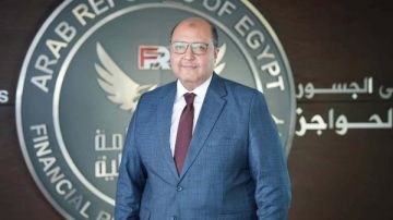لمدة عام.. مجلس الوزراء يجدد تعيين محمود جبريل مساعدا لرئيس هيئة الرقابة المالية لمدة عام.. مجلس الوزراء يجدد تعيين محمود جبريل مساعدا لرئيس هيئة الرقابة المالية