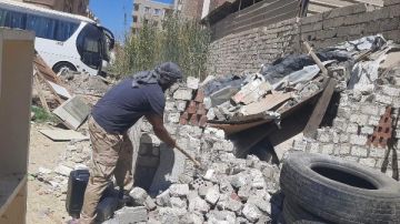 إزالة غرف مخالفة على أرض أملاك دولة بمساحة 3000 متر في الحجاز بالغردقة إزالة غرف مخالفة على أرض أملاك دولة بمساحة 3000 متر في الحجاز بالغردقة