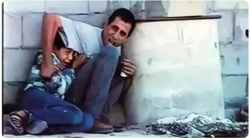 تحيا مصر.. والد محمد الدرة يعلق على إدراج صورة نجله بالمناهج المصرية تحيا مصر.. والد محمد الدرة يعلق على إدراج صورة نجله بالمناهج المصرية