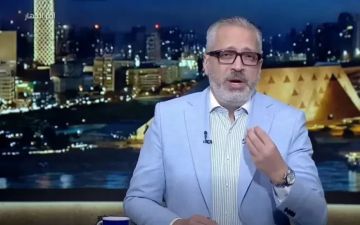 تامر أمين عن قفز طلاب من سور مدرسة في الجيزة بعد الطابور: مشهد مسيء.. عايز أعرف بيفكروا في إيه؟