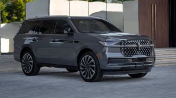 لينكولن نافيجيتور 2026 بمحرك V6 وقدرات الدفع الرباعي لينكولن نافيجيتور 2026 بمحرك V6 وقدرات الدفع الرباعي