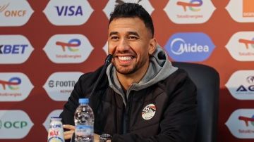صدمة للفراعنة.. تريزيجيه يغيب 4 أسابيع بسبب الإصابة