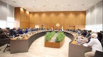 لا تجبروهم على تغيير تخصصاتهم .. برلمانية تكشف: خلل في التنسيق وراء أزمة طلاب طب شرق بورسعيد لا تجبروهم على تغيير تخصصاتهم .. برلمانية تكشف: خلل في التنسيق وراء أزمة طلاب طب شرق بورسعيد