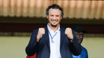 وفد بيراميدز يحضر نهائي بطولة أفريقيا للكرة الطائرة سيدات وفد بيراميدز يحضر نهائي بطولة أفريقيا للكرة الطائرة سيدات