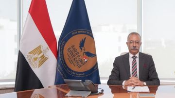رئيس الوزراء يصدر قرارا بتعيين الدكتور طارق سيف نائبا لرئيس الهيئة العامة للرقابة المالية لمدة عام رئيس الوزراء يصدر قرارا بتعيين الدكتور طارق سيف نائبا لرئيس الهيئة العامة للرقابة المالية لمدة عام