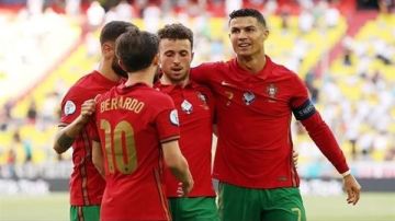 مواعيد مباريات اليوم الخميس.. مصر أمام ليبيا ولقاء الزمالك في السوبر جلوب مواعيد مباريات اليوم الخميس.. مصر أمام ليبيا ولقاء الزمالك في السوبر جلوب