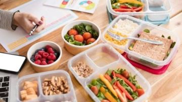 فاكرينها صحية .. تحذير: أطعمة ممنوعة في اللانش بوكس تسبب أضرارا خطيرة