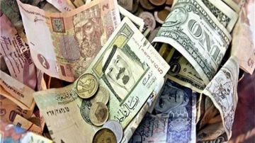 دون تغيير.. أسعار العملات العربية الريال السعودي والدينار الكويتي الآن دون تغيير.. أسعار العملات العربية الريال السعودي والدينار الكويتي الآن