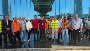 ضبط أدوية لعلاج الأورام والمناعة ومشغولات ذهبية بحوزة راكبين في مطار القاهرة ضبط أدوية لعلاج الأورام والمناعة ومشغولات ذهبية بحوزة راكبين في مطار القاهرة