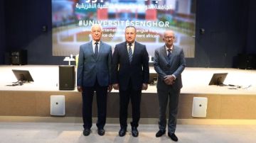 وزير التعليم العالي يتفقد مقر جامعة سنجور ببرج العرب بالإسكندرية وزير التعليم العالي يتفقد مقر جامعة سنجور ببرج العرب بالإسكندرية