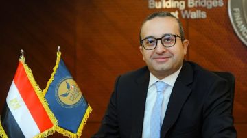 تجديد تعيين محمد عبدالعزيز مساعدا لرئيس هيئة الرقابة المالية تجديد تعيين محمد عبدالعزيز مساعدا لرئيس هيئة الرقابة المالية