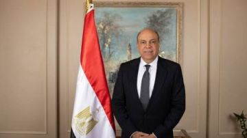 وزير الطيران المدني: تطبيق منظومة التحول الرقمي في المطارات المصرية ساهم في تسهيل إجراءات السفر والوصول وزير الطيران المدني: تطبيق منظومة التحول الرقمي في المطارات المصرية ساهم في تسهيل إجراءات السفر والوصول