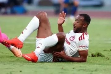 كاف يدعم أيوب الكعبي نجم المغرب بعد إصابته المروعة