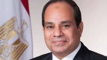 الرئيس السيسي يتوجه اليوم إلي نيودلهي لترؤس وفد مصر في القمة الـ 18 لتجمع البريكس الرئيس السيسي يتوجه اليوم إلي نيودلهي لترؤس وفد مصر في القمة الـ 18 لتجمع البريكس