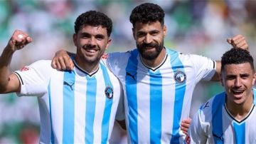تشكيل بيراميدز أمام الجونة.. أحمد عبد القادر يقود الهجوم وناصر ماهر ومصطفى فتحي في الوسط تشكيل بيراميدز أمام الجونة.. أحمد عبد القادر يقود الهجوم وناصر ماهر ومصطفى فتحي في الوسط