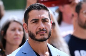 المصري عبد الرحمن السيد يعلن موقفه من اعتقال نتنياهو فور وصوله لواشنطن المصري عبد الرحمن السيد يعلن موقفه من اعتقال نتنياهو فور وصوله لواشنطن