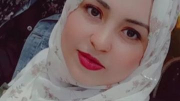 جوزها ولع فيها وهي نايمة ووقف يتفرج .. وفاة ضحية حريق دمياط بعد أيام من المعاناة جوزها ولع فيها وهي نايمة ووقف يتفرج .. وفاة ضحية حريق دمياط بعد أيام من المعاناة