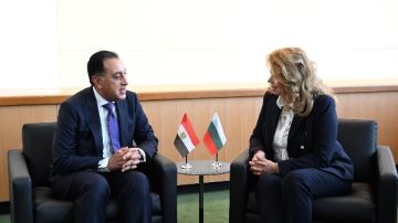 رئيسة بلغاريا لمدبولي: نثمن دور مصر في تهدئة الشرق الأوسط ونتطلع لزيارة الرئيس السيسي رئيسة بلغاريا لمدبولي: نثمن دور مصر في تهدئة الشرق الأوسط ونتطلع لزيارة الرئيس السيسي