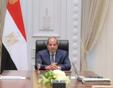الرئيس السيسي يستعرض جهود التنمية الشاملة.. ويؤكد تطلع مصر لتوسيع الشراكة مع الآسيوي للاستثمار الرئيس السيسي يستعرض جهود التنمية الشاملة.. ويؤكد تطلع مصر لتوسيع الشراكة مع الآسيوي للاستثمار