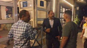 حملة مكبرة لرفع الإشغالات والتعديات بشوارع العجوزة حملة مكبرة لرفع الإشغالات والتعديات بشوارع العجوزة