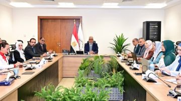 وزير الري يبحث تطوير منظومة إدارة المياه وتعزيز مشاركة القطاع الخاص وزير الري يبحث تطوير منظومة إدارة المياه وتعزيز مشاركة القطاع الخاص
