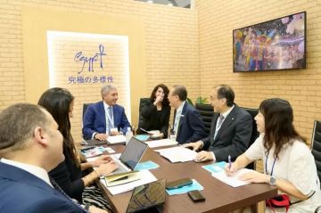 وزير السياحة والآثار يبحث مع رئيس الرابطة اليابانية لوكلاء السفر زيادة الحركة السياحية الوافدة من اليابان وزير السياحة والآثار يبحث مع رئيس الرابطة اليابانية لوكلاء السفر زيادة الحركة السياحية الوافدة من اليابان