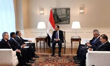 رئيس الوزراء يلتقي وفد شركة شيفرون العالمية رئيس الوزراء يلتقي وفد شركة شيفرون العالمية