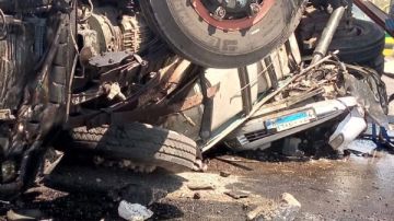 إصابة 4 أشخاص في حادث تصادم على طريق مصر الإسماعيلية بجوار محور 30 يونيو إصابة 4 أشخاص في حادث تصادم على طريق مصر الإسماعيلية بجوار محور 30 يونيو