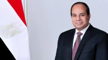 الرئيس السيسي يشهد تخرج 1350 من الجهات والهيئات القضائية الرئيس السيسي يشهد تخرج 1350 من الجهات والهيئات القضائية