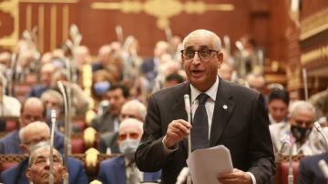 قيادي بالشعب الجمهوري : زيارة الرئيس الصيني لمصر فرصة استراتيجية لتعزيز التعاون المشترك قيادي بالشعب الجمهوري : زيارة الرئيس الصيني لمصر فرصة استراتيجية لتعزيز التعاون المشترك