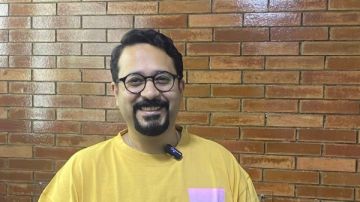 أحمد شاهين: سعيد جدا بشخصية عصفور في بنج كلي .. ولم أتعاطف معه وشعرت أنه يستحق نهايته فيديو أحمد شاهين: سعيد جدا بشخصية عصفور في بنج كلي .. ولم أتعاطف معه وشعرت أنه يستحق نهايته فيديو